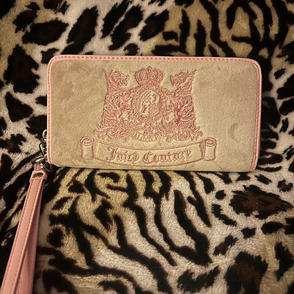 Juicy Couture Pink UK wallet